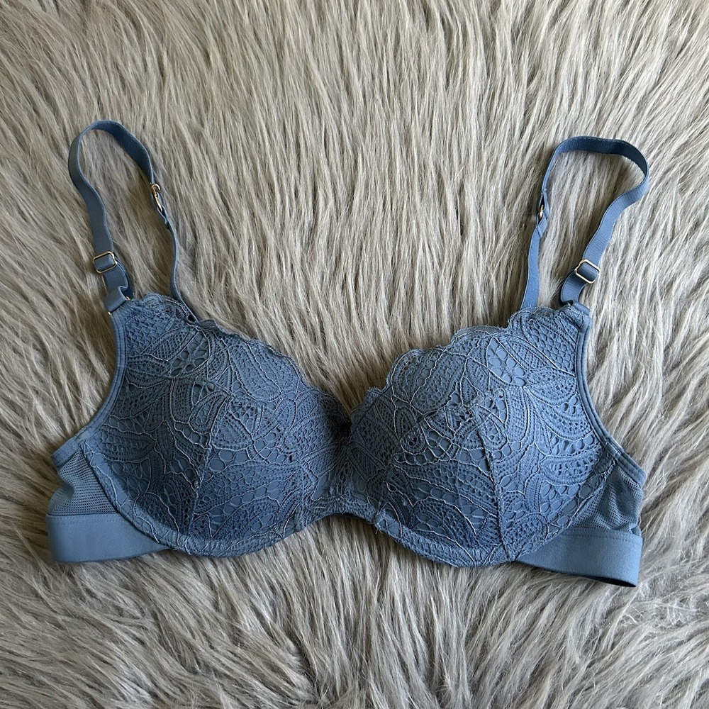 Lively Wirefree Lined Bra Women's Size 34A Wireless Floral Lace Back Closure‎